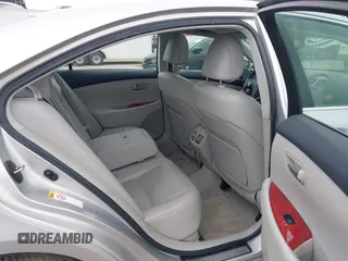 2007 Lexus ES 350 with VIN JTHBJ46G172112854, listed as a IAAI auction lot 42127021 with 177,660 mi miles. Bid and sale history available at carsss.com. Image 8.
