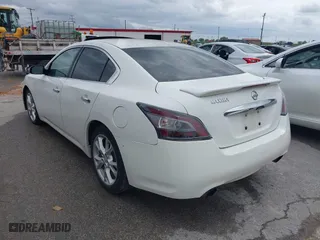 2012 Nissan Maxima 3.5 S with VIN 1N4AA5AP8CC805828, listed as a IAAI auction lot 41917069 with 172,865 mi miles. Bid and sale history available at carsss.com. Image 3.