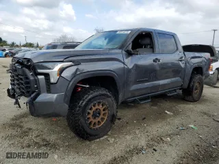 2025 Toyota Tundra 4WD SR with VIN 5TFLA5DB8SX243584, listed as a Copart auction lot 50814275 with 2,936 mi miles and Salvage Title. Bid and sale history available at carsss.com. Image 1.