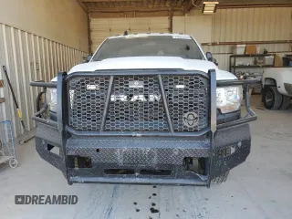 2022 Ram 2500 Tradesman with VIN 3C6UR5HL7NG335589, listed as a Copart auction lot 74685474 with 59,901 mi miles and Salvage title. Bid and sale history available at DreamBid. Image 5.
