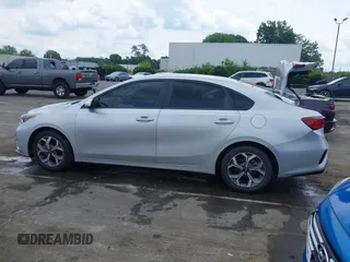 2021 Kia Forte LXS with VIN 3KPF24ADXME269696, listed as a IAAI auction lot 42498767 with 90,070 mi miles and . Bid and sale history available at DreamBid. Image 14.