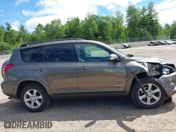 2012 Toyota RAV4 Limited z VIN 2T3DK4DV2CW076831, wystawiony jako IAAI lot #42780392 z przebiegiem 85 748 mil mil oraz . Historia ofert i sprzedaży dostępna na DreamBid. Obrazek 13.