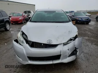 2011 Toyota Matrix z VIN 2T1KU4EE0BC616573, wystawiony jako Copart lot #53904745 z przebiegiem 299 502 mil mil oraz Szkoda całkowita • Salvage title. Historia ofert i sprzedaży dostępna na DreamBid. Obrazek 5.