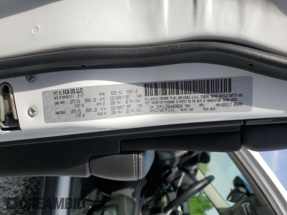 2017 Jeep Cherokee Latitude z VIN 1C4PJLCB6HW628924, wystawiony jako Copart lot #55154895 z przebiegiem 70 645 mil mil oraz Szkoda całkowita • Salvage title. Historia ofert i sprzedaży dostępna na DreamBid. Obrazek 12.