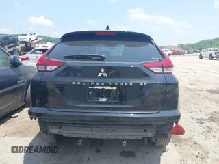 2024 Mitsubishi Eclipse Cross ES с VIN JA4ATUAA6RZ060247, выставлен на аукционе IAAI как лот 42427671 с пробегом 11 954 миль миль и . История ставок и продаж доступна на DreamBid. Изображение 17.