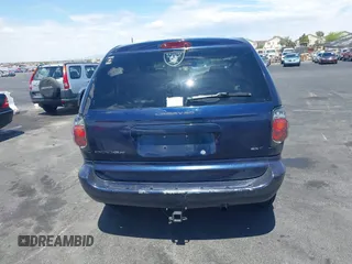 2005 Dodge Caravan SXT with VIN 1D8GP45R65B280660, listed as a IAAI auction lot 42169027 with 246,407 mi miles and . Bid and sale history available at carsss.com. Image 14.