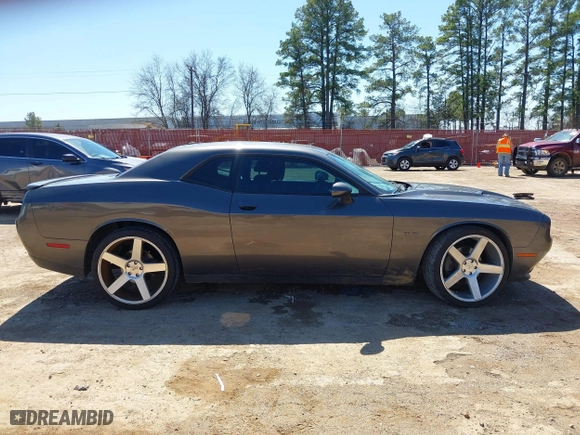 2015 Dodge Challenger R/T with VIN 2C3CDZAT2FH710640, listed as a IAAI auction lot 41753742 with 159,507 mi miles. Bid and sale history available at carsss.com. Image 13.