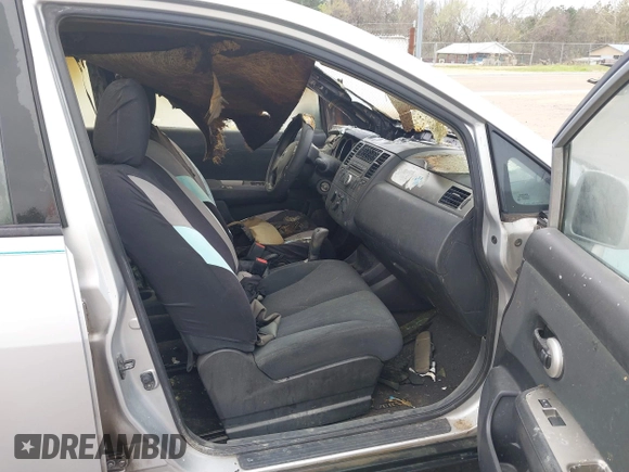 2011 Nissan Versa S with VIN 3N1BC1AP9BL381390, listed as a IAAI auction lot 41892427 with Not provided miles and . Bid and sale history available at DreamBid. Image 5.
