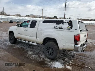 2021 Toyota Tacoma SR z VIN 3TYSZ5AN0MT009231, wystawiony jako Copart lot #49252665 z przebiegiem Nie podano mil oraz Szkoda całkowita • Salvage title. Historia ofert i sprzedaży dostępna na DreamBid. Obrazek 2.