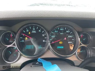 2013 Chevrolet Silverado 1500 LT with VIN 1GCRCSE08DZ119936, listed as a IAAI auction lot 41464530 with 215,080 mi miles. Bid and sale history available at carsss.com. Image 7.