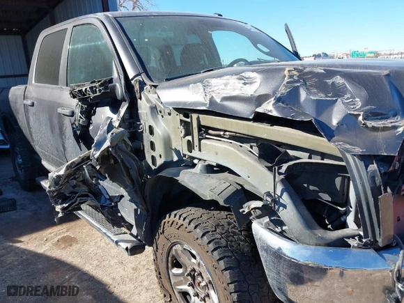 2018 Ram 2500 Tradesman with VIN 3C6UR5CL2JG379050, listed as a IAAI auction lot 41534736 with 172,792 mi miles. Bid and sale history available at carsss.com. Image 6.
