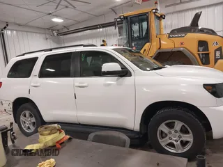 2011 Toyota Sequoia SR5 with VIN 5TDBW5G19BS053203, listed as a IAAI auction lot 41333906 with 240,845 mi miles. Bid and sale history available at carsss.com. Image 13.