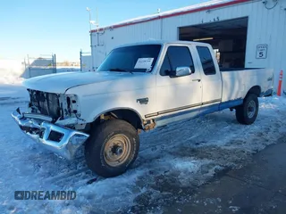 1997 Ford F-250 HD with VIN 1FTHX26F1VEA49739, listed as a IAAI auction lot 41238799 with 337,959 mi miles. Bid and sale history available at carsss.com. Image 2.