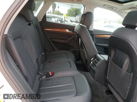 2023 Audi Q5 S line Premium Plus z VIN WA1EAAFY4P2160526, wystawiony jako Copart lot #46300265 z przebiegiem 8354 mil mil oraz Szkody całkowita. Historia ofert i sprzedaży dostępna na DreamBid. Obrazek 12.