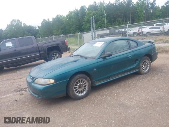 1996 Ford Mustang z VIN 1FALP4044TF226536, wystawiony jako IAAI lot #42468299 z przebiegiem 164 396 mil mil oraz . Historia ofert i sprzedaży dostępna na DreamBid. Obrazek 2.