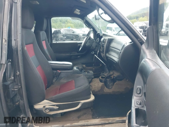 2004 Ford Ranger XL Fleet with VIN 1FTZR45E04PB13873, listed as a IAAI auction lot 42340155 with 200,579 mi miles and . Bid and sale history available at DreamBid. Image 5.