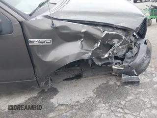 2005 Ford F-150 XLT с VIN 1FTRW12WX5FA40877, выставлен на аукционе IAAI как лот 41760089 с пробегом 182 419 миль миль и . История ставок и продаж доступна на DreamBid. Изображение 13.