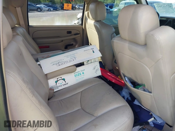 2005 Chevrolet Suburban LS with VIN 3GNEC16Z05G125924, listed as a IAAI auction lot 42241502 with 204,435 mi miles and . Bid and sale history available at DreamBid. Image 8.