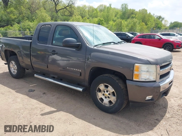 2011 Chevrolet Silverado 1500 LT with VIN 1GCRCSE02BZ353972, listed as a IAAI auction lot 42267520 with 164,257 mi miles and . Bid and sale history available at DreamBid. Image 1.