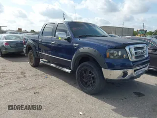 2008 Ford F-150 XLT z VIN 1FTPW14V88KC56279, wystawiony jako IAAI lot #42459005 z przebiegiem 131 287 mil mil oraz . Historia ofert i sprzedaży dostępna na DreamBid. Obrazek 1.