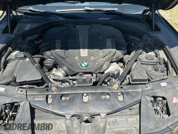 2012 BMW 7 Series 750Li xDrive with VIN WBAKC8C59CC437999, listed as a Copart auction lot 53728665 with 145,420 mi miles and Clean title. Bid and sale history available at DreamBid. Image 7.