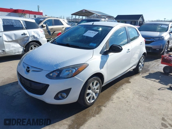 2012 Mazda 2 Touring z VIN JM1DE1LY2C0134281, wystawiony jako IAAI lot #41613690 z przebiegiem 156 546 mil mil oraz . Historia ofert i sprzedaży dostępna na DreamBid. Obrazek 17.
