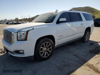 2016 GMC Yukon XL Denali with VIN 1GKS1HKJ5GR239970, listed as a Copart auction lot 46711955 with 111,504 mi miles and Clean Title. Bid and sale history available at carsss.com. Image 1.