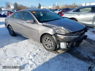 2024 Hyundai Elantra Essential with VIN KMHLM4DG8RU661485, listed as a IAAI auction lot 41355932 with 21,362 mi miles. Bid and sale history available at carsss.com. Image 1.