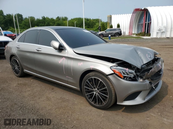2019 Mercedes-Benz C 300 z VIN 55SWF8DB5KU314619, wystawiony jako Copart lot #58915565 z przebiegiem 72 203 mil mil oraz Szkoda całkowita • Salvage title. Historia ofert i sprzedaży dostępna na DreamBid. Obrazek 4.