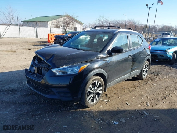 2019 Nissan Kicks S with VIN 3N1CP5CU8KL470872, listed as a IAAI auction lot 38829337 with 61,848 mi miles. Bid and sale history available at carsss.com. Image 17.