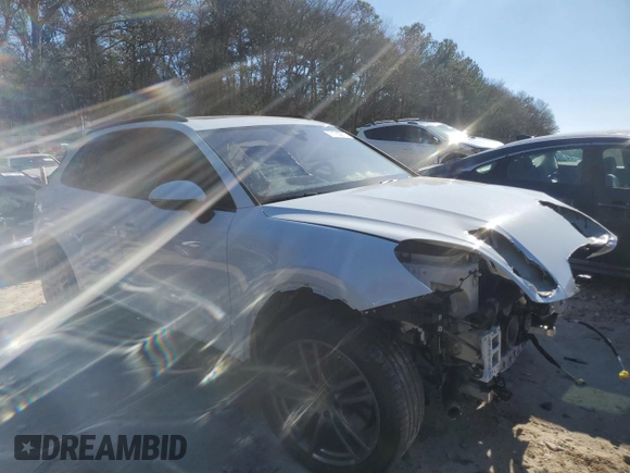 2020 Porsche Cayenne S z VIN WP1AB2AY0LDA28956, wystawiony jako Copart lot #71782972 z przebiegiem Nie podano mil oraz . Historia ofert i sprzedaży dostępna na DreamBid. Obrazek 4.