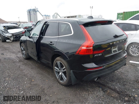 2021 Volvo XC60 Momentum с VIN YV4102RK0M1675302, выставлен на аукционе IAAI как лот 42282668 с пробегом 24 477 миль миль и . История ставок и продаж доступна на DreamBid. Изображение 3.