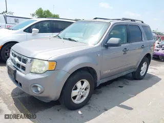 2008 Ford Escape XLT with VIN 1FMCU03178KE48057, listed as a IAAI auction lot 42082340 with 281,744 mi miles. Bid and sale history available at carsss.com. Image 2.