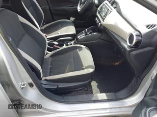 2021 Nissan Versa SV with VIN 3N1CN8EV4ML810079, listed as a IAAI auction lot 41892860 with 71,029 mi miles and . Bid and sale history available at DreamBid. Image 5.