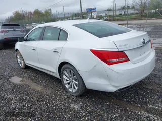 2014 Buick LaCrosse Leather with VIN 1G4GB5G37EF206535, listed as a IAAI auction lot 41968522 with 134,267 mi miles. Bid and sale history available at carsss.com. Image 3.