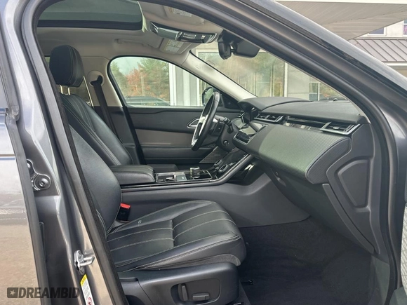 2018 Land Rover Range Rover Velar S with VIN SALYB2RNXJA735046, listed as a Copart auction lot 88530435 with 117,238 mi miles and Clean Title. Bid and sale history available at carsss.com. Image 5.