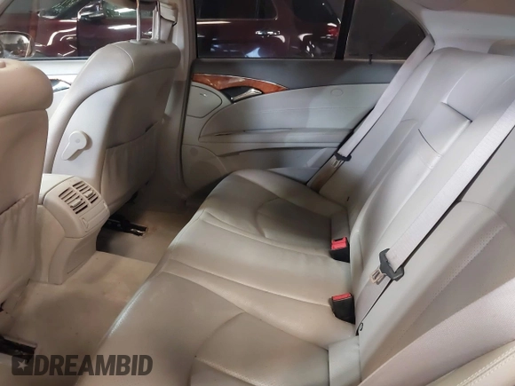 2006 Mercedes-Benz E 320 CDI with VIN WDBUF26J16A933130, listed as a IAAI auction lot 42000301 with 102,525 mi miles and . Bid and sale history available at DreamBid. Image 8.