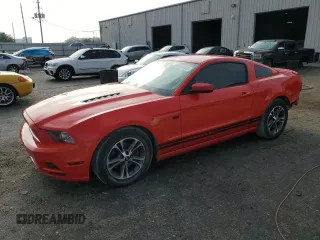 2013 Ford Mustang V6 with VIN 1ZVBP8AM5D5261411, listed as a Copart auction lot 51056685 with 157,730 mi miles and Salvage Title. Bid and sale history available at carsss.com. Image 1.
