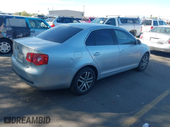 2006 Volkswagen Jetta 2.5L с VIN 3VWRF71K36M693325, выставлен на аукционе IAAI как лот 42101003 с пробегом 356 498 миль миль и . История ставок и продаж доступна на DreamBid. Изображение 4.
