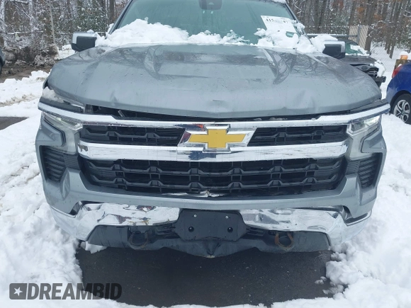2025 Chevrolet Silverado 1500 with VIN 3GCUKDED2SG147675, listed as a IAAI auction lot 41548947 with 9,738 mi miles and . Bid and sale history available at DreamBid. Image 6.