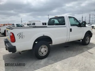 2013 Ford F-250 XL z VIN 1FTBF2B68DEB82396, wystawiony jako Copart lot #52378355 z przebiegiem 91 282 mil mil oraz Czysty tytuł • Clean title. Historia ofert i sprzedaży dostępna na DreamBid. Obrazek 3.