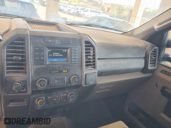 2019 Ford F-250 XL with VIN 1FT7X2B68KEE27486, listed as a IAAI auction lot 42276545 with 185,343 mi miles and . Bid and sale history available at DreamBid. Image 11.