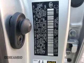 2019 Toyota Prius LE z VIN JTDL9RFU8K3000878, wystawiony jako Copart lot #49910575 z przebiegiem 169 918 mil mil oraz Szkoda całkowita • Salvage title. Historia ofert i sprzedaży dostępna na DreamBid. Obrazek 14.