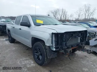 2014 Chevrolet Silverado 1500 LT with VIN 3GCUKREC7EG314914, listed as a IAAI auction lot 41368651 with 133,172 mi miles. Bid and sale history available at carsss.com. Image 1.
