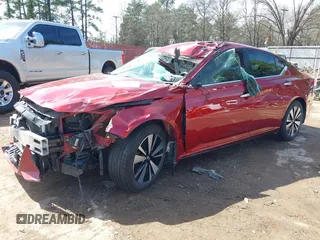 2019 Nissan Altima 2.5 SV with VIN 1N4BL4DV9KC218782, listed as a IAAI auction lot 41679464 with 112,195 mi miles. Bid and sale history available at carsss.com. Image 2.