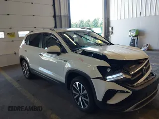 2022 Volkswagen Taos SE z VIN 3VVLX7B20NM064027, wystawiony jako IAAI lot #40429741 z przebiegiem 31 290 mil mil oraz . Historia ofert i sprzedaży dostępna na DreamBid. Obrazek 1.