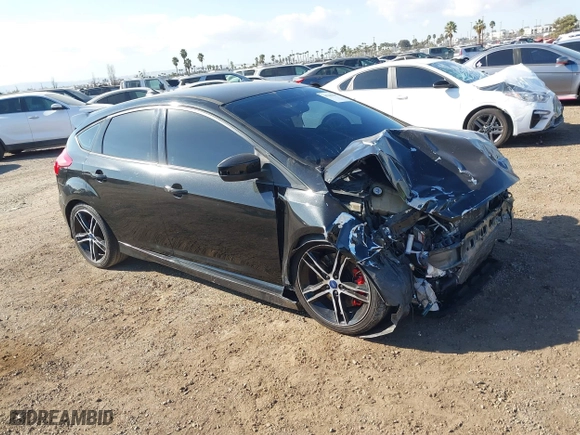 2015 Ford Focus ST with VIN 1FADP3L96FL221639, listed as a IAAI auction lot 41342369 with 110,267 mi miles. Bid and sale history available at carsss.com. Image 1.
