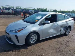 2022 Toyota Prius L Eco z VIN JTDKAMFU2N3165805, wystawiony jako IAAI lot #42428676 z przebiegiem 435 471 mil mil oraz . Historia ofert i sprzedaży dostępna na DreamBid. Obrazek 18.