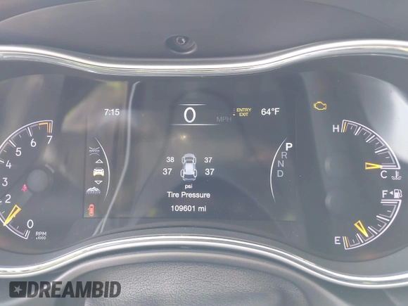 2018 Jeep Grand Cherokee Summit with VIN 1C4RJFJG0JC107732, listed as a IAAI auction lot 42328645 with 109,601 mi miles and . Bid and sale history available at DreamBid. Image 7.
