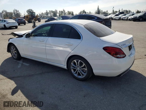 2016 Mercedes-Benz C 300 z VIN 55SWF4JBXGU096861, wystawiony jako Copart lot #53741065 z przebiegiem 92 054 mil mil oraz Szkoda całkowita • Salvage title. Historia ofert i sprzedaży dostępna na DreamBid. Obrazek 2.